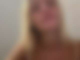 Live cam show with ReneaRichardt - Cowgirl on Fapmatic.com