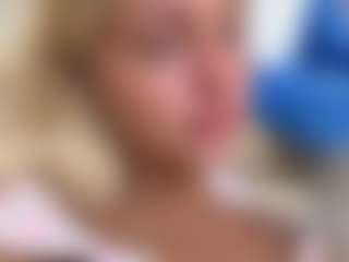 Live cam show with ReneaRichardt - Facial Piercings on xxxlivecams.org