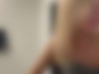Live cam show with ReneaRichardt - Small Tits on Nude Chat * 1 On 1 Webcam Sex * Live Cam Show