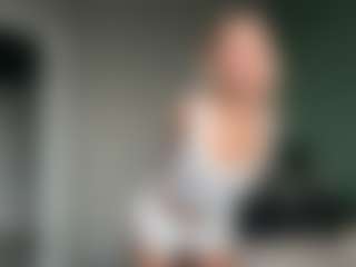 Live cam show with ReneaRichardt - Strip Blonde Hair on pussylord.com