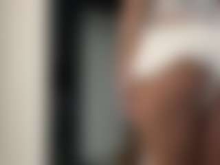 Live cam show with ReneaRichardt - Blonde Hair Small Tits on intimatelivegirls.com