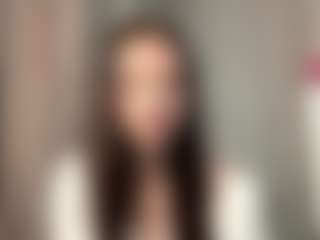 BenitaKowalec MILF webcam performer live streaming