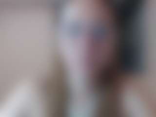 CelesteSaa's Live Sex Cam Show