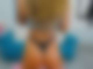 Live cam show with KathyEvy - Amateur on liverealitysex.com