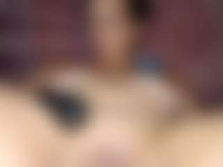 lucia1988's Live Sex Cam Show