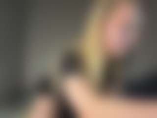 Live cam show with Ariel - Normal on Camiplay Live