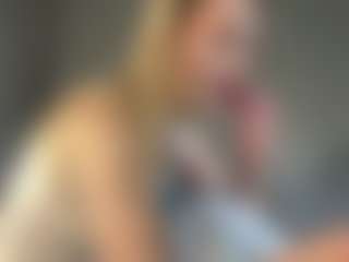 Live cam show with Ariel - Athletic Public on Hubzter Live