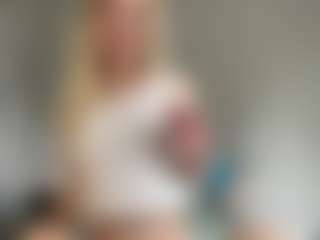 Live cam show with Ariel - Orgasm on Camsoda