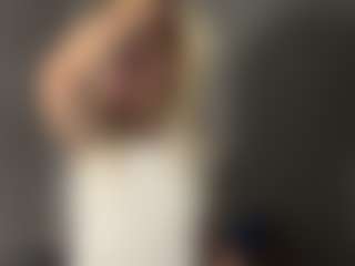 Live cam show with Ariel - Tattoos on crypto-cams