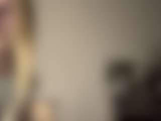 Live cam show with Ariel - Skinny on xxxlivecams.org