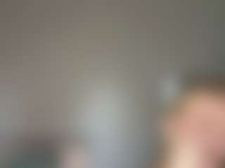 Live cam show with Ariel - Cute on Streamer API
