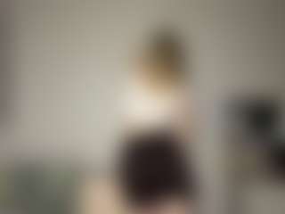 Live cam show with Ariel - Role Play on intimatelivegirls.com