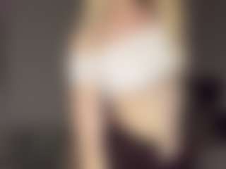 Live cam show with Ariel - Normal on SpunkLive