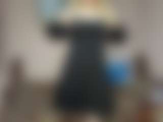 Live cam show with Ariel - Blonde Hair Petite on madthumbs