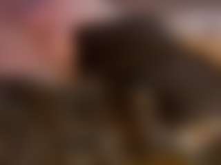 Live cam show with Coral1ne-Clark - Flashing on Mixed Magazine Live