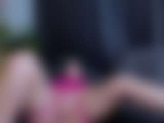 Live cam show with Coral1ne-Clark - Moaning on xxxlivecams.org