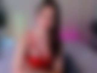 Live cam show with Elly-Blo0m - Brown Hair Petite on Camsoda
