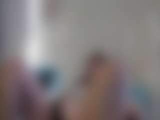 Elly-Blo0m's Live Sex Cam Show