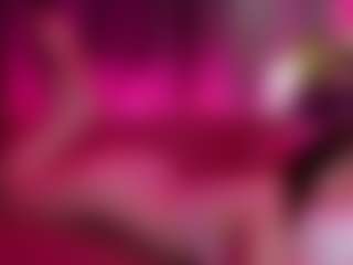 Live cam show with Elly-Blo0m - Sexy on Camsoda