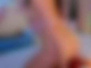 Elly-Blo0m's Live Sex Cam Show