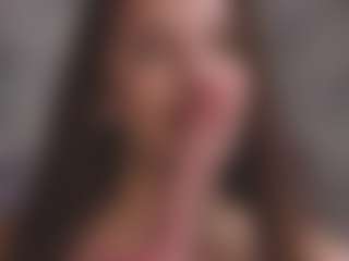Live cam show with Eva-Deviss - New Toys on crypto-cams