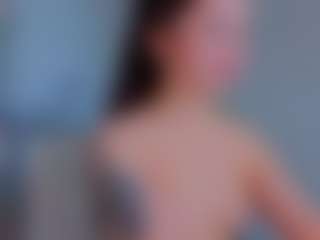 Live cam show with Eva-Deviss - Skinny on Hubzter Live