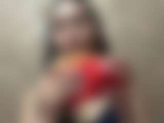 Live cam show with EveliaYantzi - Small Tits on TeamSkeetLive