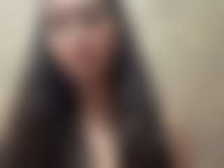 EveliaYantzi's Live Sex Cam Show