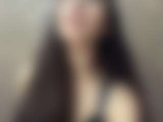 EveliaYantzi's Live Sex Cam Show