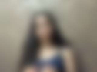 EveliaYantzi's Live Sex Cam Show