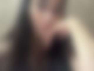 EveliaYantzi's Live Sex Cam Show