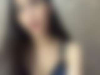EveliaYantzi's Live Sex Cam Show
