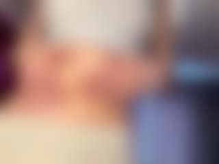 Live cam show with Aphrodite - Athletic on eurowanks.com