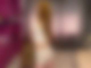 Live cam show with Aphrodite - Green Eyes on Camsoda
