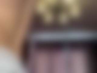 Live cam show with Aphrodite - Green Eyes on Camsoda