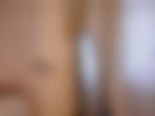 Live cam show with KittyGaisford - White on Mixed Magazine Live | united states