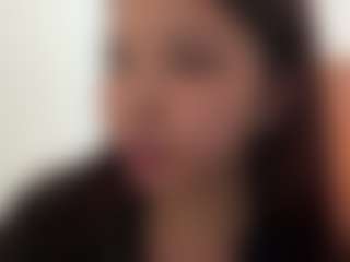 Live cam show with Rina - Facial on AdultVida.com