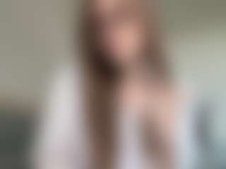 Live-Cam-Show mit mila - Striptease auf Camsoda