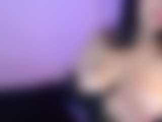 leah-monroe's Live Sex Cam Show
