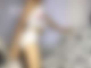 Live cam show with Mary - Facial Piercings on Hubzter Live