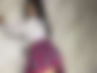 Live cam show with Mary - Public Toys on livesuperchat.net