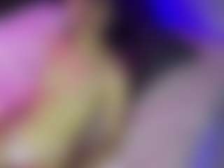 Live cam show with Mary - Facial Piercings on Camsoda
