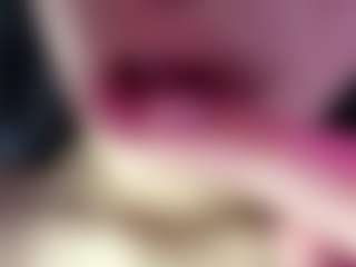 Live cam show with Mary - Facial Piercings on Camsoda