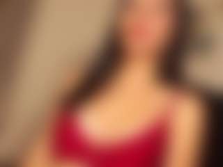 Live cam show with Misshazel69 - Tease on Stripli.com