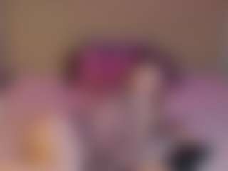 Live cam show with Nancy-Boone - Nora on AdultVida.com