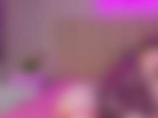 Live cam show with Nancy-Boone - BBW Shaved Pussy on Mixed Magazine Live