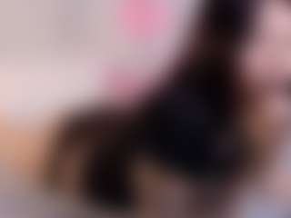 Live cam show with NewKimm - Tease on Dolls Live