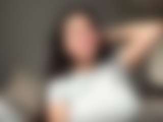 Live cam show with NoellaTingle - Deepthroat on Milfs Live