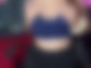 Live cam show with QueenPriya - Smoking on Chatstar