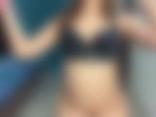 Live cam show with P R I Y A - Smoking on xxxlivecams.org